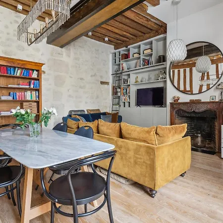 Appartement Authentique Sur L'ile Saint Louis By Weekome *
